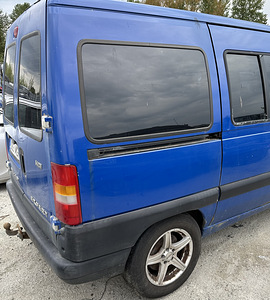 Peugeot Expert 2,0d 80 kwt, varuosad (5 foto / 10)