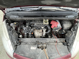 CITROEN C4 PICASSO 1,6 DIISEL, AUTOMAAT, VARUOSADEKS (7 foto / 7)
