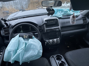 HONDA CRV 2.0B AUTOMAAT, VARUOSADEKS (4 foto / 10)