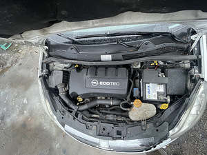 OPEL CORSA 1,3D 55 KWT, VARUOSADEKS (10 foto / 10)