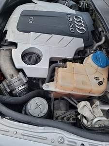 AUDI A6 C6 3,0 TDI 165 KWT VARUOSADEKS (4 foto / 9)