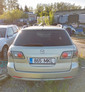 MAZDA 6 2,0 BENSIIN, MANUAAL, VARUOSAD (7 foto / 10)