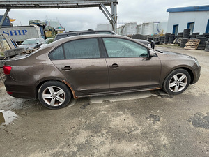VW JETTA 1.4 BENS 90 KWT, MANUAAL, VARUOSAD (6 foto / 9)