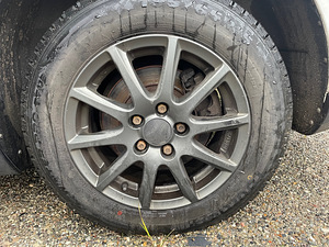 VOLVO S40 1,6 DIISEL, VARUOSAD (7 foto / 10)