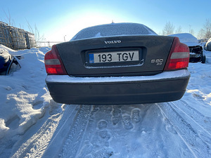 VOLVO S80 2,9 BENS, AUTOMAAT, VARUOSAD (4 foto / 10)