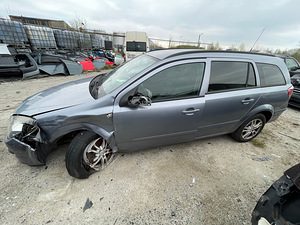 OPEL ASTRA H 1,6 BENSIIN 77 KWT, VARUOSAD (9 foto / 10)