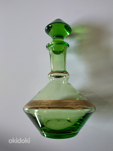 Rohelisest klaasist ilus vana Karahvin (foto #1)