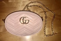 Светло-розовая сумка Gucci