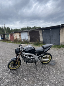 Suzuki sv650 A2 (5 фото из 6)