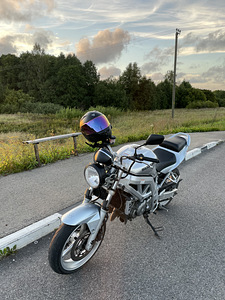 Suzuki sv650 A2 (4 foto / 6)