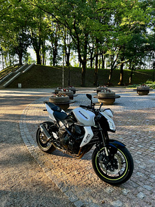 Kawasaki z750 (2 foto / 9)