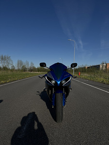 Yamaha yzf r1