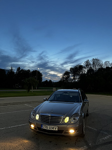 Mercedes benz e220 facelift (2 foto / 9)