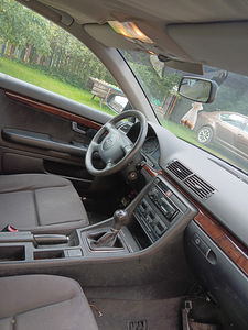 Müüa Audi A4 varuosadeks (4 foto / 4)
