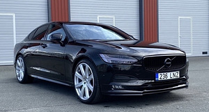 Volvo S90 (9 фото из 9)