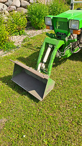 Väiketraktor Malotraktor MT8-132.30 (7 foto / 9)