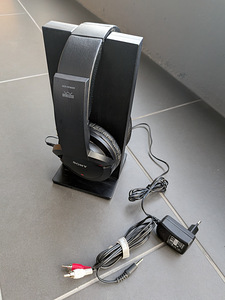 Müüa Sony MDR‑RF865R juhtmevabad kõrvaklapid (1 foto / 5)