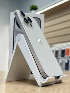 Apple iPhone 15 Pro Max 256GB - White Titanium (Grade A+) (3 foto / 4)