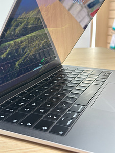 Apple Macbook Air 2018 13" 8GB/128GB - Space Grey (Grade A) (5 foto / 5)