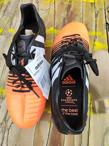 Adidas jalgpalli jalatsid (2 foto / 7)