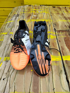 Adidas jalgpalli jalatsid (1 foto / 7)