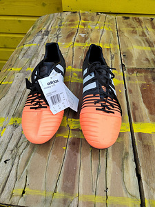 Adidas jalgpalli jalatsid (6 foto / 7)
