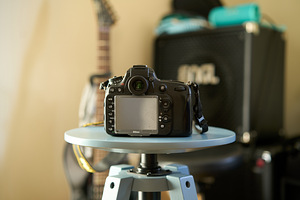 Nikon D600 + 50/1.8D + 85/1.8 (2 foto / 10)