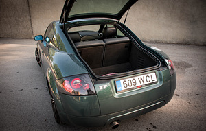 Audi TT 1.8 turbo kupee (10 foto / 14)