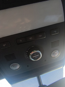 Volkswagen touareg 3.0TDI 2011 (8 foto / 11)