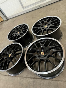 Panamera 970 Original Porsche veljed (1 foto / 3)