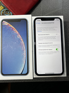 iPhone XR 64GB Blue (2 foto / 5)