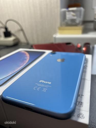 Apple iPhone XR 64 ГБ Синий (фото #4)