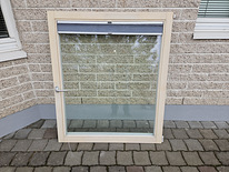 Продается 1-камерное деревянное окно (производство Haapsalu Uksetehas).