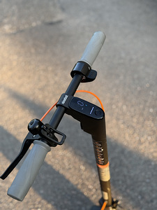 Segway Ninebot eKickscooter F40E (4 foto / 5)