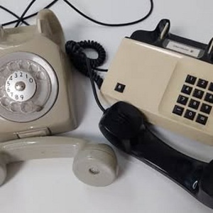 Telefon Ericsson (2 foto / 4)