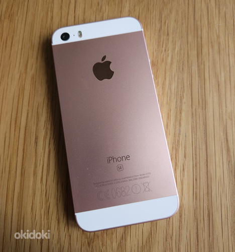 iPhone 5SE 32 ГБ розовое золото (фото #2)