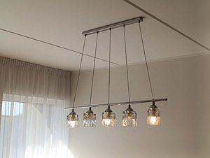 Moodne rippvalgusti/laelamp (1 foto / 4)