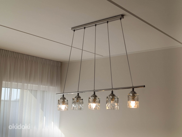 Moodne rippvalgusti/laelamp