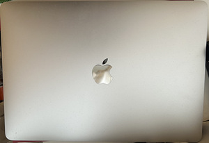 Macbook M1 2020 (3 foto / 3)