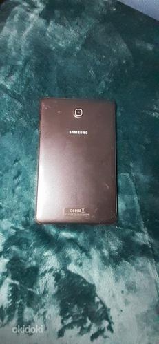 Samsung Galaxy Tab E (foto #4)