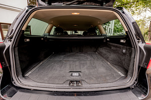 Volvo V70 (12 фото из 14)