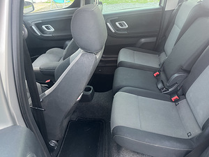 Skoda Roomster (10 foto / 11)