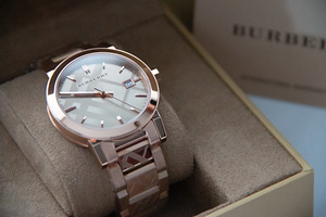 Burberry City Unisex Watch BU9039 (1 foto / 5)