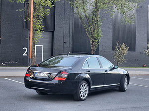 Mercedes-Benz S 420 LONG 4.0 V8 235kW (3 foto / 12)