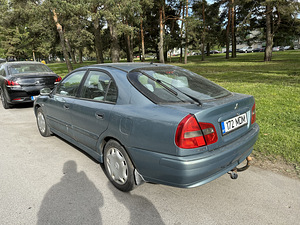 Mitsubishi Carisma 1.9 diisel 75kw (6 foto / 9)