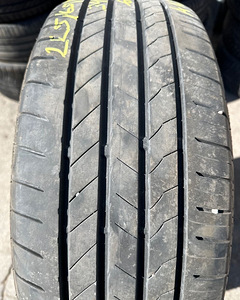 Bridgestone Alenza 001 (AA3) (1 foto / 1)