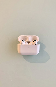 AirPods Pro copy (6 фото из 10)