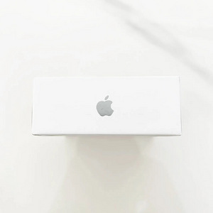 AirPods 4 (7 фото из 10)