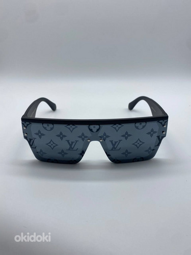 Louis Vuitton L Waimea (Unisex)