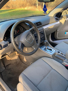 Audi A4 Avant 2.0 103kw (5 foto / 8)